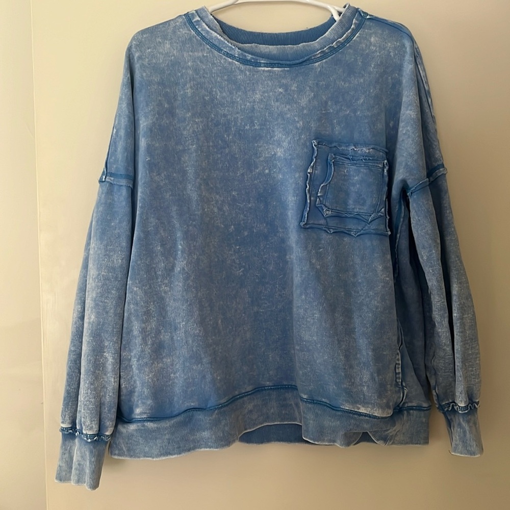 Zenana Crewneck Sweater | Size Large (Fits Small) | Great Condition